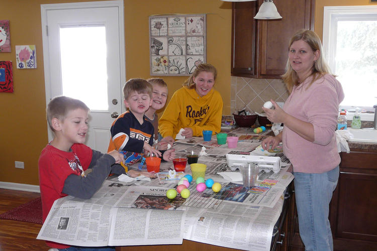 Tarpeys decorating Easter Eggs