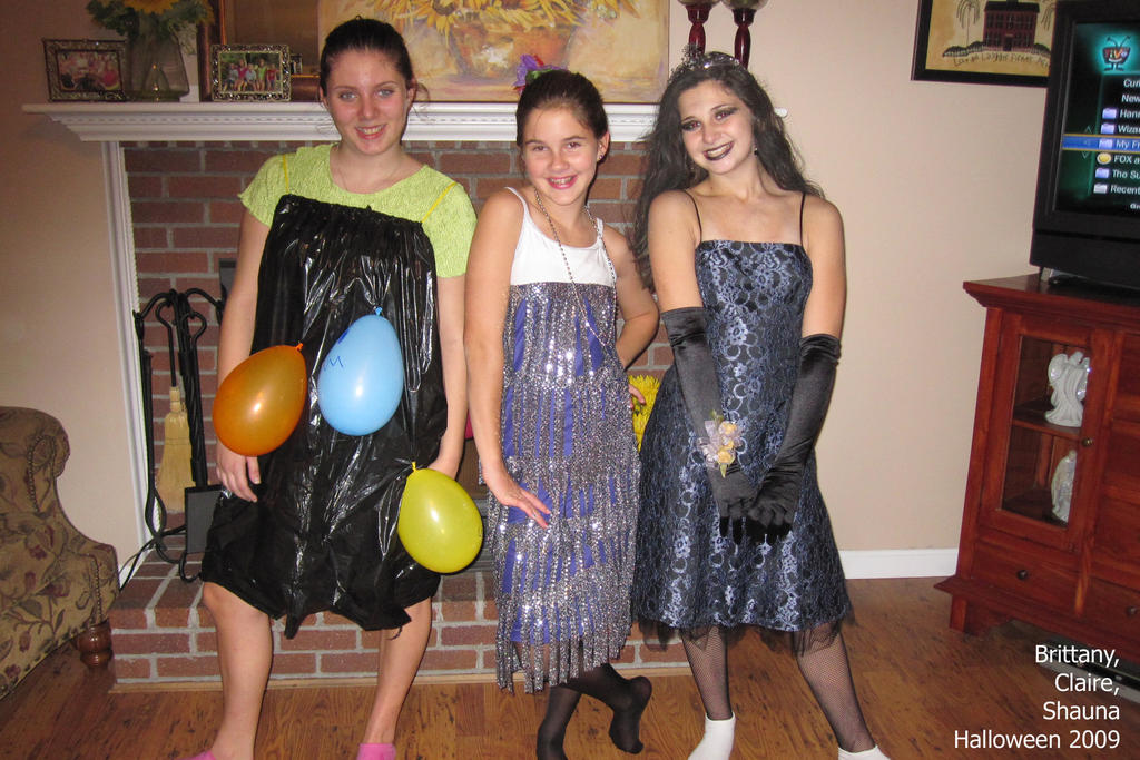 Brittany, Claire, and Shauna on Halloween