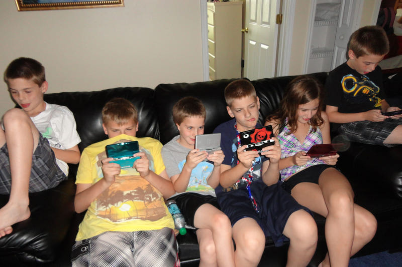 The cousins gaming on the Nintendo DS