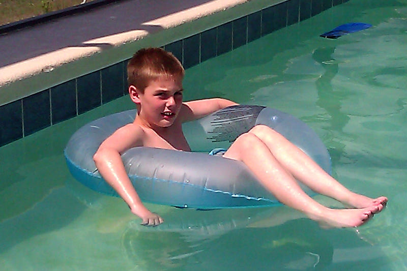 Daniel relaxing in the pool